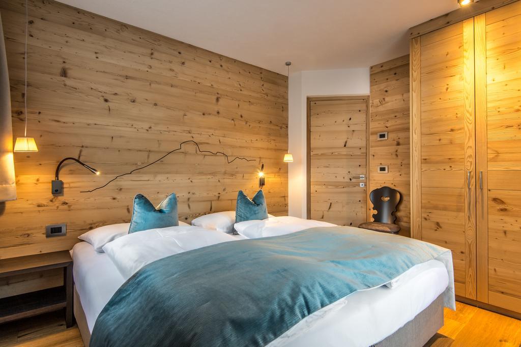 Chalet Prades Dolomiti Lodges لا فيلا الغرفة الصورة